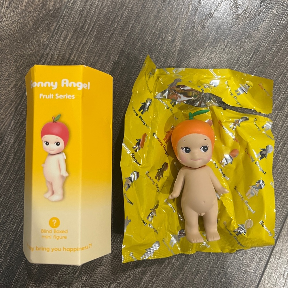 Brand NEW Sonny Angel Fruit Series Mini Figure - orange - Picture 2 of 3